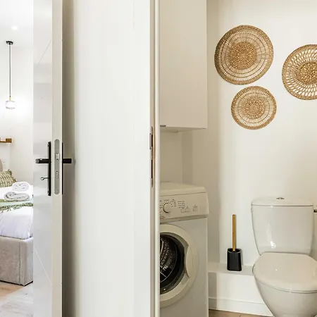 Elegant 2 - Bedroom Flat In *