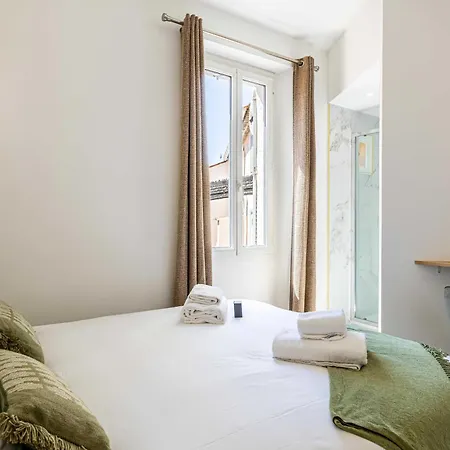 Elegant 2 - Bedroom Flat In Апартаменты Канны